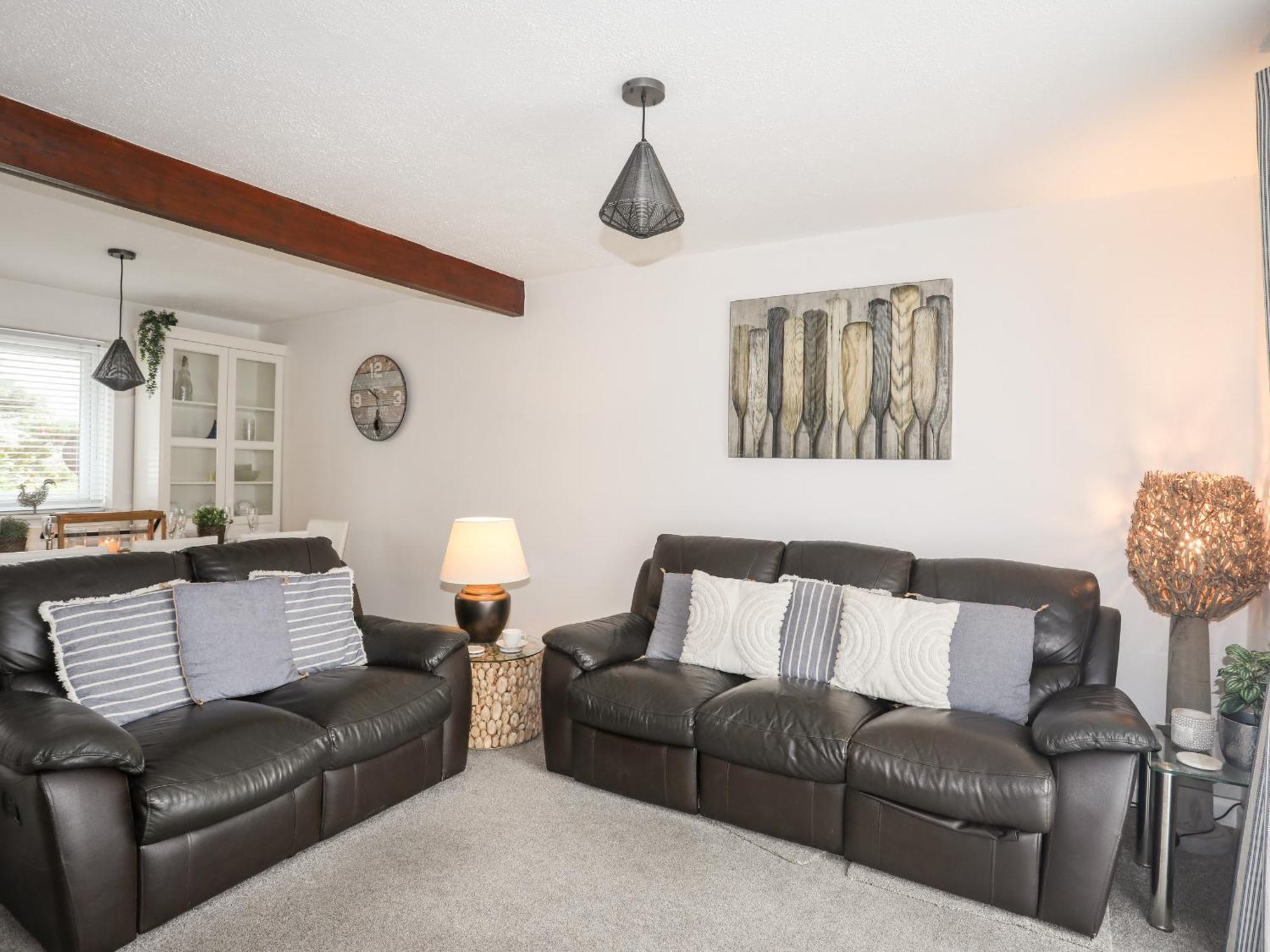 Holiday home Bywyd Da 232 Cae Du